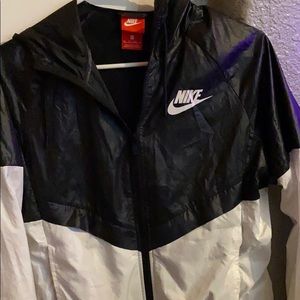 Black and White xs Nike windbreaker